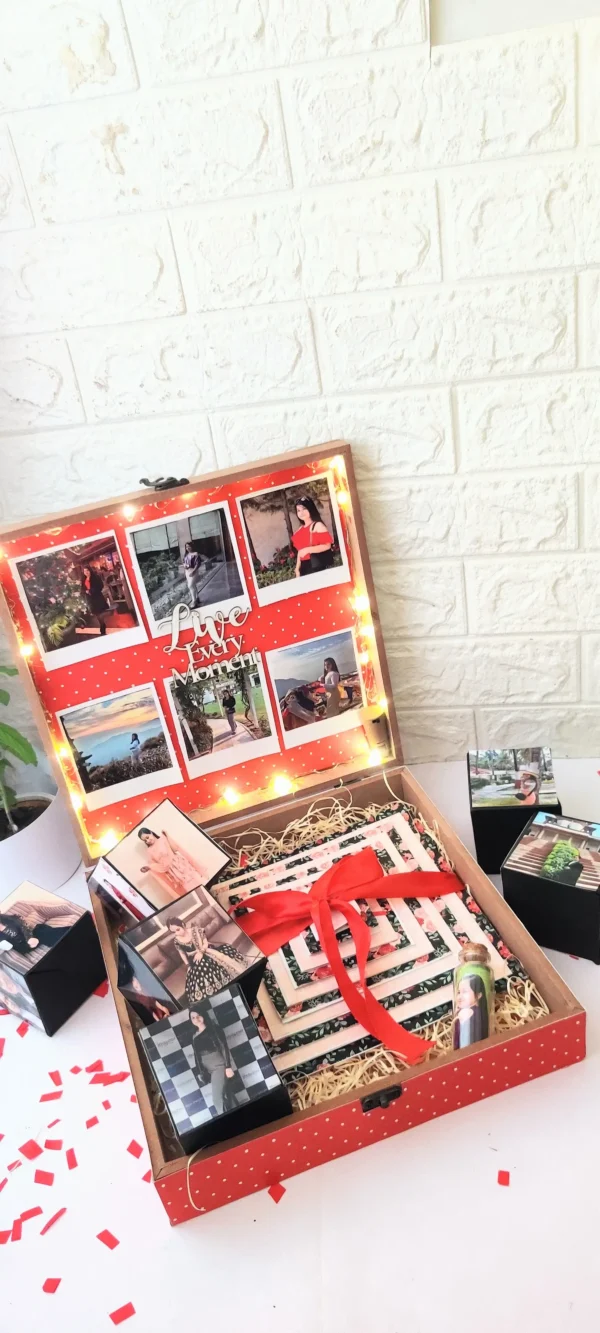 red hamper popup box 1