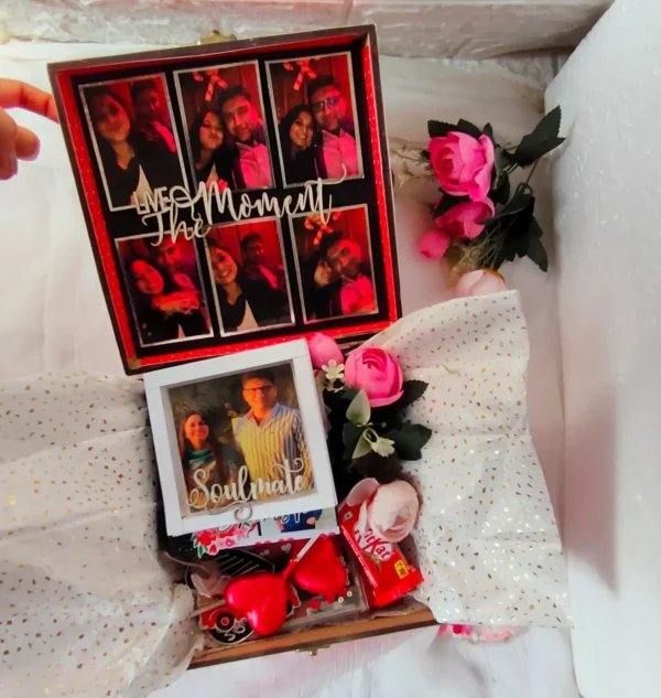 the red hamper box