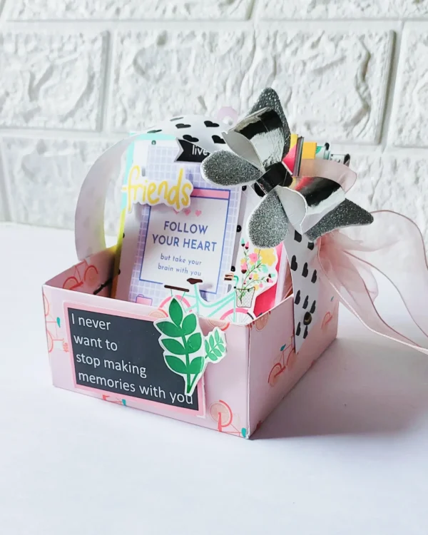 colorful pocket scrapbook